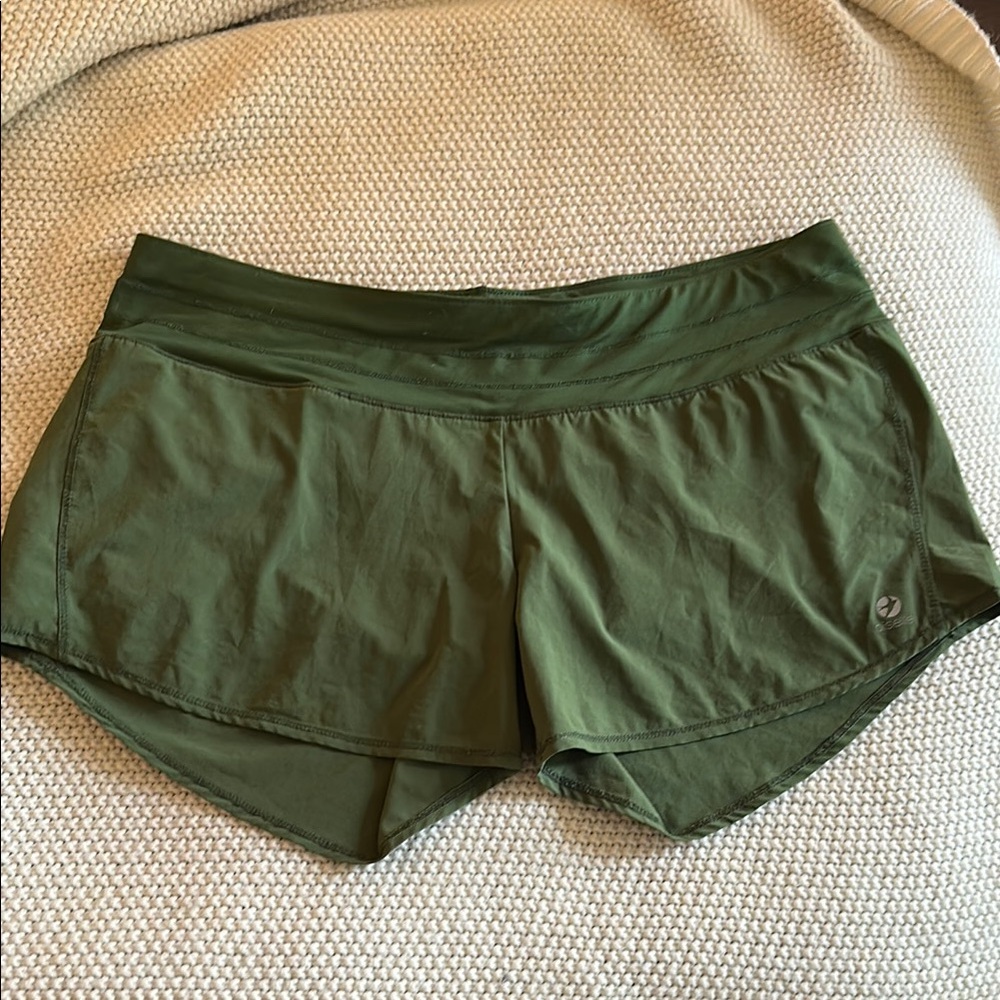 Oiselle Roga Shorts